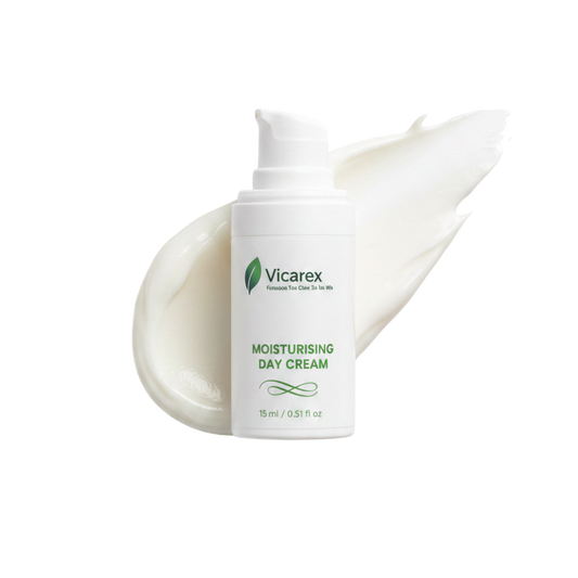 Vicarex Luxury Hydrating Face Cream with Multi-Molecular Hyaluronic Acid – Plumping Moisturiser with Aloe Juice & Jojoba Oil for Deep Hydration, Dewy Glow & Smooth Skin travel size 0.51 fl oz VICAREX